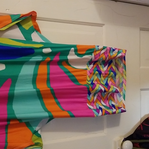 Trina turk top - Picture 3 of 7